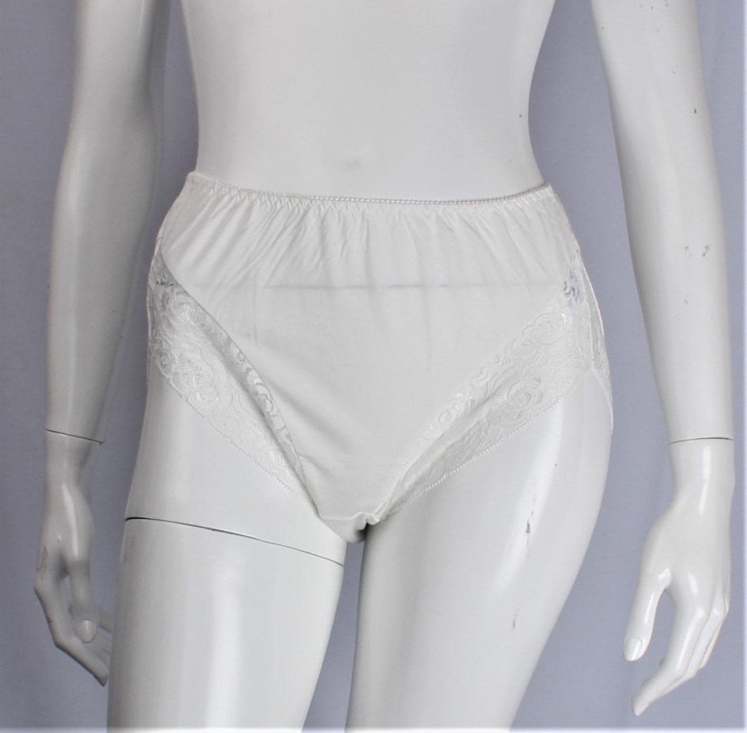 Bamboo cotton lace knickers cream Style:AL/BAM/15/CRM image 0